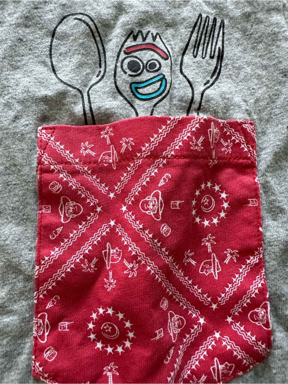 Uniqlo Disney Forky Gray Tee with Red Bandana Pocket - Size Medium